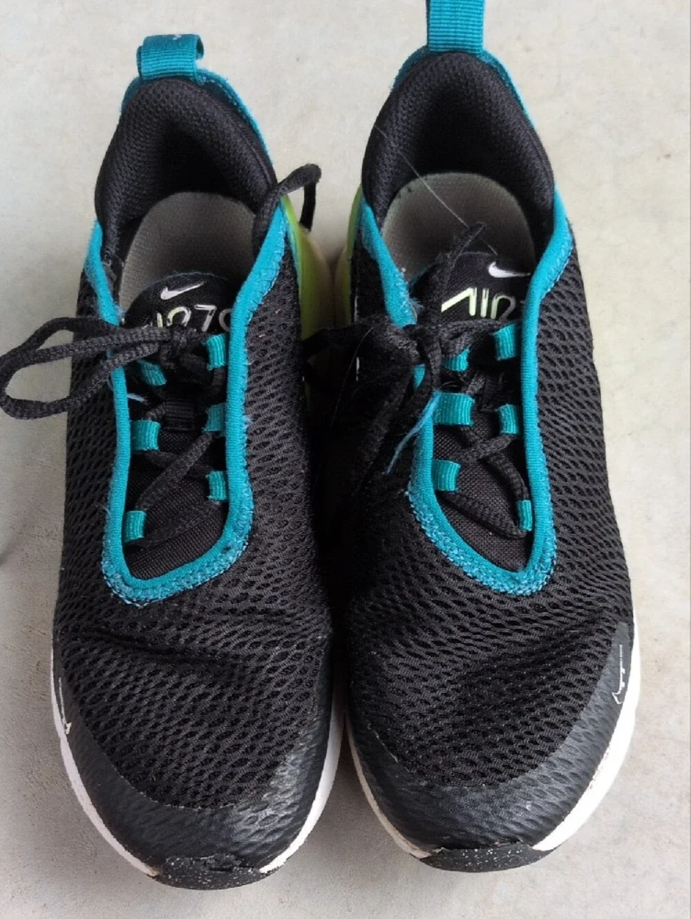 Nike Kids 270 Black and Teal Sneakers with Neon Lime Air Heel Size 3